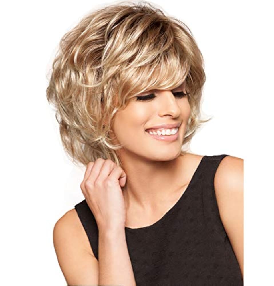 каскадная стрижка наrjhjnrbt волосы. боб каскад. круглый каскад на короткие. стрижка градуированное гаврош. стрижка каприз на короткие волосы с челкой.