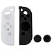 Produktbild Chickwin Nintendo Switch Silikon Cover Case Gel-Protektoren und 2 Thumb Stick Kappen Protector für Nintendo Switch Joy-Con Controller (Links Weiß Rechts Schwarz)