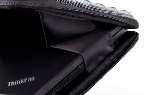 Carat Electronics Notebooktasche Sleeve Slim Shield in schwarz f  r 13 2 Zoll Laptops geeignet