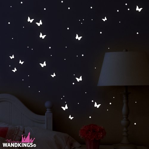 WANDKINGS Wandsticker "Schmetterlinge und Sterne" 78 Sticker, Fluoreszierend & im Dunkeln leuchtend