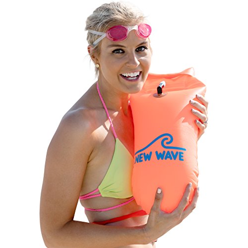 New Wave Swim Buoy La boya para nadadores y triatletas de aguas abiertas. Ligera, alta visibilidad y gran flotabilidad para entrenamiento o competición (Naranja PVC Media-15L / Orange PVC Medium-15L)