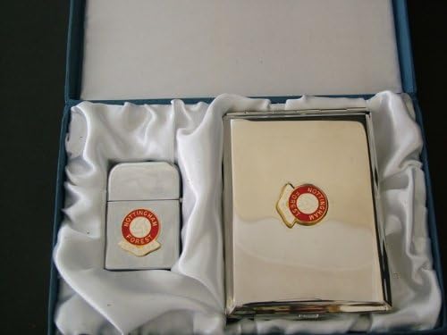 Nottingham Forrest 'The Reds' Football Club Petrol Storm Proof Lighter Ciga...