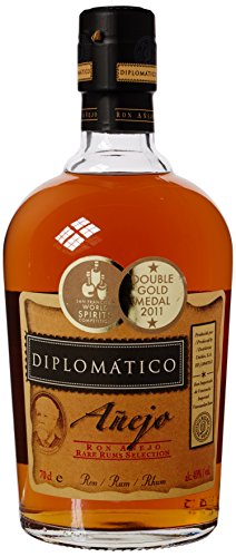 Preisvergleich Produktbild Ron Botucal Anejo 4 Jahre - 0,7 Liter