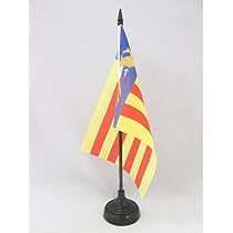 AZ FLAG Tischflagge Fuerteventura – 21x14 Cm, 100D Polyester, Mit Schwarzem Kunststoffsockel & 25 Cm Stab