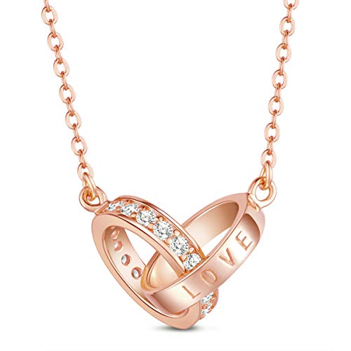 Sweetiee Collana in Argento 925 Ciondolo con Anelli di Interblocco Micro Pave AAA Zirconia Inciso "Love", Oro Rosa, 400mm