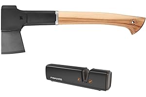 Fiskars Geschenk-Set - Universalaxt (44,5 cm, Karbonstahl & FSC-Holz) + Axtschärfer Schwarz, Hochwertiges Set für Hackarbeiten, Feuerholz & Outdoor 1052276