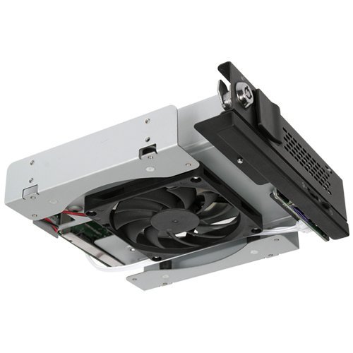 Icy Dock TurboSwap MB171SP-B – SATA Hot Swap Wechselrahmen für 3,5 Zoll (8,9cm) HDD – Trägerlos Vollmetall 80mm Lüfter - 7