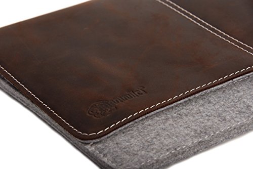 ALMWILD Apple Macbook Pro 13 Hülle, Tasche (Touch Bar, Touch ID), Macbook 12 (Mod.2017). Aus echtem Rinds- Leder und 100% Woll- Filz. Case in Alpstein- Grau mit magnetischer Umschlagklappe aus Echt- Leder in Braun. In Bayern handgefertigt - 6