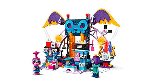 LEGO 41254 Trolls Concerto a Vulcano Rock City 5 lego LEGO-Trolls-World-Tour-Concerto-a-Volcano-Rock-City-Ricrea-le-Scene-del-Film-Trolls-con-3-Minifigure-di-Poppy-Branch-e-Regina-Barb-Set-di-Costruzioni-per-Bambini-6-Anni-41254