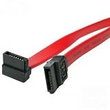 Conector SATA en ángulo derecho fácilmente cabe en zonas de difícil acceso y espacios reducidos, proporcionando la flexibilidad necesaria para posit