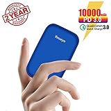 Tamaño Compacto de Alta Capacidad: 10000mAh de alta capacidad puede cargar repetidamente sus teléfonos inteligentes varias veces, aproximadamente 2,4 veces para el iPhone XS. Con un tamaño compacto, es muy fácil de llevar a cualquier lugar al que quieras ir. Se puede poner en la palma o en el bolsillo, 100% cómodo, todo está bajo control