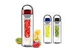 El infusor de frutas es extraíble, convirtiendo la botella en un recipiente ideal para deportistas.