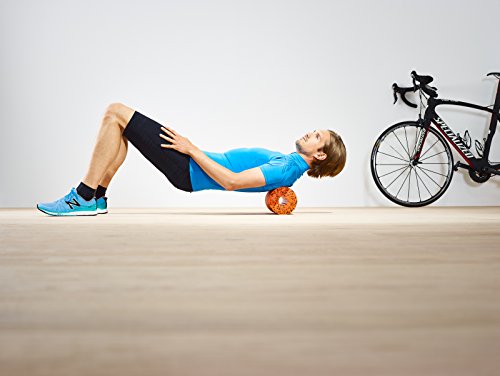 Blackroll Orange (Das Original) Starter Set mit der Faszienrolle PRO – Alles für den intensiven Einstieg ins Faszientraining inkl. Übungs-DVD, Übungsposter & Booklet. Qualität Made in Germany - 2