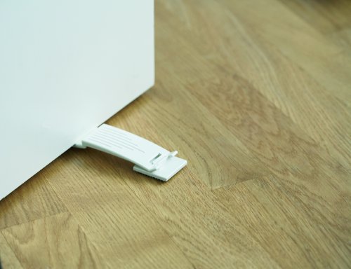 Baby Dan 2 Wege Türstopper: hält die Tür offen und funktioniert so als Fingerschutz/Einklemmschutz