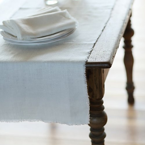 Rustikaler-Tischlufer-Leinen-gebrochenes-Wei