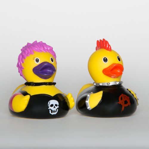 Preisvergleich Produktbild Badeente Punkerin + Punk im Set * Quietscheente