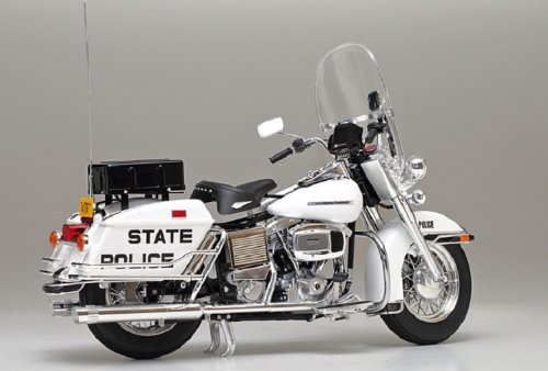 Tamiya 300016038 - 1:6 Harley-Davidson Police Bike, Motorräder