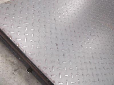 Buy Metal Online 4.5mm / 8 SWG (0.177") | Durbar S275 Floor Plate | Diamond Pattern Steel Tread Plate | Non-Slip and Corrosion Resistant | 100mm x 100mm - Approx 4" x 4"