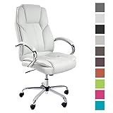 Der Bürostuhl / Schreibtischstuhl steht standsicher auf fünf Castor Rollen mit eingebauter Bremse. Gebremste Castor-Räder haben den Vorteil, dass sie im nicht belastenden Zustand ausgebremst werden. Beim hinsetzen kann der Stuhl also nicht so stark wegrollen wie bei anderen Stuhlrollen.