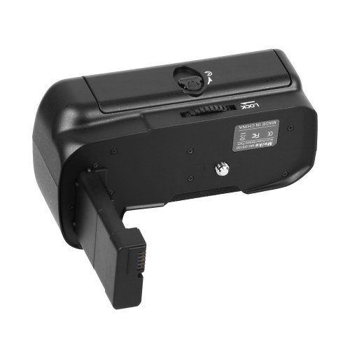 MeiKe Grip d alimentation professionnelle pour Nikon D5100 Digital SLR Camera - poign  e d alimentation pour Nikon D5100