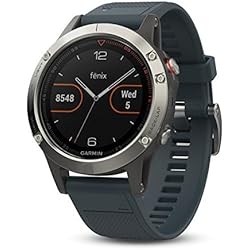 Garmin Fenix 5 - Reloj multideporte con GPS y medidor de frecuencia cardiaca, lente de cristal y bisel de acero inoxidable, 47 mm, Plata/Gris Granito