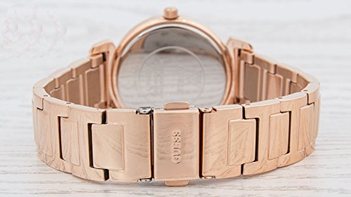 Guess Women's Watch W0831L2