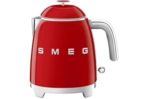 Smeg, Bollitore Elettrico Piccolo KLF05RDEU 0,8 L, Filtro Acciaio Inox, Autospegnimento di Sicurezza, Indicatore Livello Acqua, Base Antiscivolo e Avvolgicavo Integrato, Potenza 1400W, Rosso