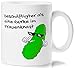 Produktbild Lustig Bedruckte Tasse mit Cooler Gurke und Spruch Beschäftigter als eine Gurke im Frauenknast. Die perfekte Kaffeetasse zum Frühstück oder in der Kaffeepause