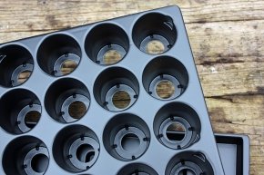 Stabile Anzuchtsplatte mit 54 Pflanzlöchern + Untersetzer QuickPot QP-54R - 2