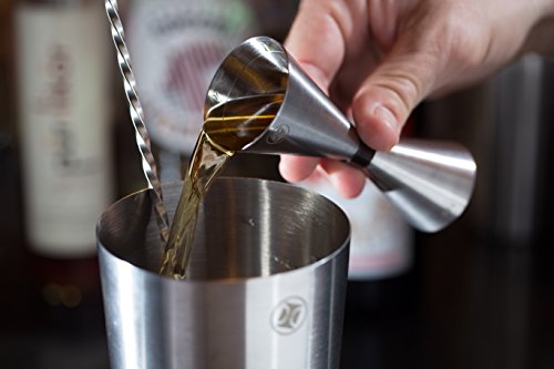 Cocktail Shaker Set | 6 teilig mit zweiteiligem Boston Edelstahl Shaker, Japanischem Barmass, Hawthorne Barsieb, europäischem Barlöffel und modernem Barstössel in gebürstetem Edelstahl von The Elan Collective - 9