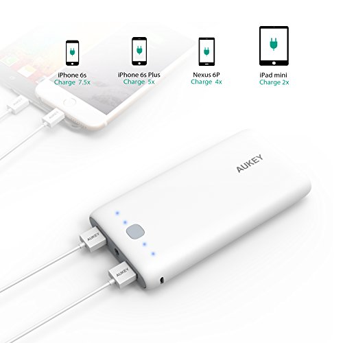 AUKEY Bateria Externa 20000mAh  2 Salida 3 1A Max para iPhone  Samsung  iPad  LG  SONY  Blackburry ect   Con un Cable Micro-USB  Blanco 