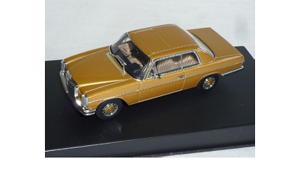 Autoart Mercedes Benz 8 Strich Acht Coupe 280c Ikonen Gold 1 43 Auto Art Modellauto Modell Auto Amazon De Spielzeug