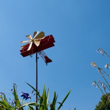 Metall Windspiel – Flugzeug Roter Baron – wetterfest, mit Antik-Effekt – Windrad: Ø30cm, Motiv: 44x46cm, Gesamthöhe: 160cm – inkl. Standstab - 4