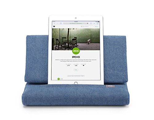 IPEVO PadPillow und Halterung Kissen für iPads aller Generationen - iPad Air und iPad mini und iPad 4 und iPad 3 und iPad 2 und iPad 1 – Blue Denim