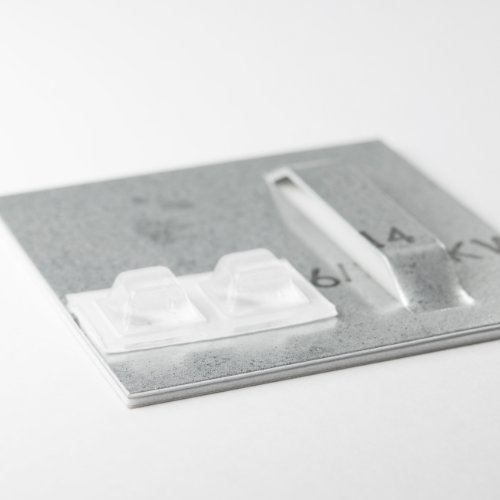 Klebebleche mit Winkelschrauben und ORIGINAL Fischer SX8 Dübeln, Spiegelaufhänger bis 6 kg (7×7 cm), Haftbleche, Aufhänger für Spiegel, Alu-Dibond. selbstklebend – Komplettset! - 3
