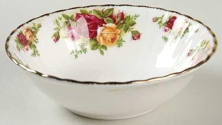 Old Country Roses ROYAL ALBERT FRUIT/DESSERT SAUCER 14CM - DISC - BNIB - UK MADE