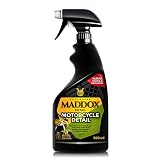 Su contenido de aceite de carnauba crea una capa de brillo y protección sobre la superficie tratada, evitando el desgaste de la pintura por los agentes atmosféricos, excrementos de pájaro, insectos, etc.
