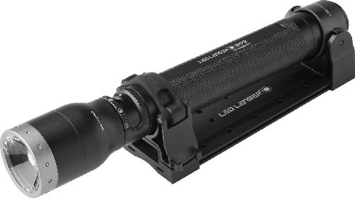 Preisvergleich Produktbild Taschenlampe „LED Lenser M17R“ ZWEIBR LEDLENSER M17R 8317-R