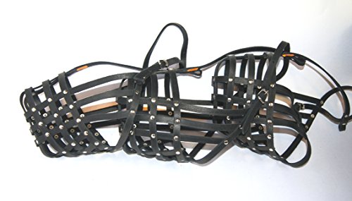 Light-leather-Dog-Muzzle-for-Dogue-de-Bordeaux-and-Bullmastiff-and-Other