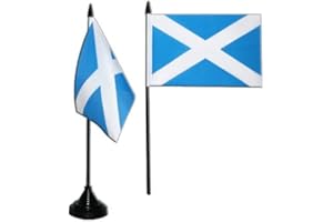 Flaggenfritze Tischflagge Schottland 10 x 15 cm, reißfestes Polyester, farbintensiver Siebdruck, kleine Fahne mit Kunststoff-Sockel