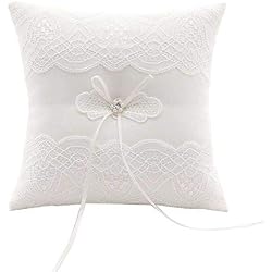 XYJIE Marfil Satén y Perla Anillo de Boda Portador Almohada Cojín Bordar Encaje de Flores con Arco, 20 cm x 20 cm Portador de Anillo para Boda de Playa