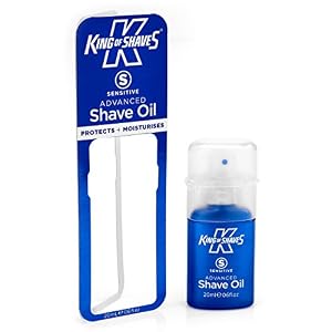 King of Shaves Sensitive Advanced Shaving Oil For Men With Handy Pump, For A Close and Comfortable Shave 30ml QUAD PACK - Image 2