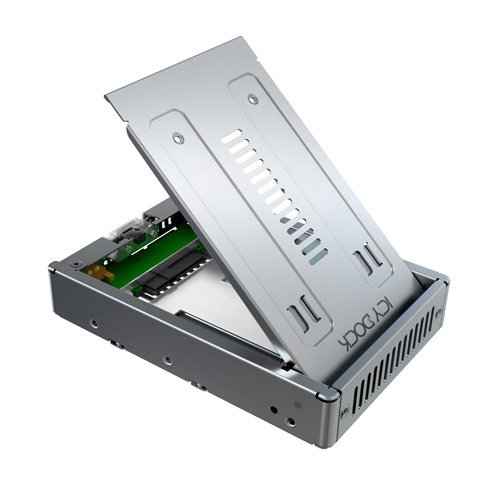 Icy Dock EZConvert Pro MB982SP-1S – 2,5 Zoll (6,4cm) zu 3,5 Zoll (8,9cm) SATA SSD/HDD Konverter – Vollmetall - 2