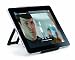 Produktbild Ozaki iCarry Bookstand transportable Tablet-Halterung in schwarz für Apple iPad 4 / Air / Air 2 / 9,7" Pro / 12,9" Pro / iPad 9,7" (2017 & 2018) | Samsung Galaxy Tab A 10.1 (2016 & 2018) | Microsoft Surface Pro 3 / 4 - HOZAIH920BK