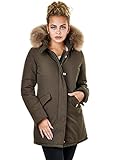 Die schöne EFW27 Damenjacke von EightyFive ist eine mittellange gefütterte Winterjacke mit Echtfell-Kapuze.