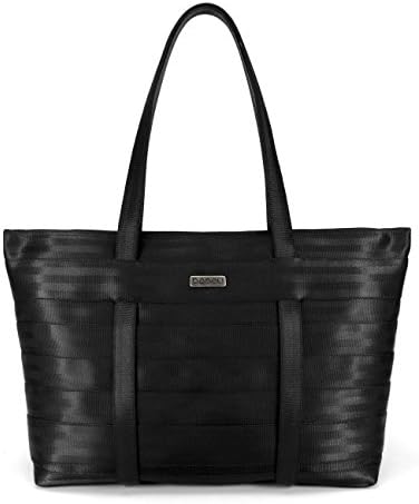 Convertible bag, size large, made with recycled seatbelt. With 8 easy access pockets and lightning system integrated inside the bag.