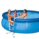 Use esta escalera para entrar y salir fácilmente de la piscina.