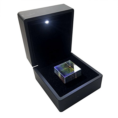 UKCOCO 1pcs 2.2x2.2x2.2cm Optical Glass RGB Dispersion Prism Cube with Box for Teaching Light Spectrum Physics and Art Decor