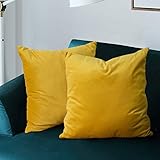 Pflege: Die Kissenbezüge sind im Schonwaschgang maschinenwaschbar. Sie können warm bügeln und im Trockner trocknen, aber nicht bleichen.