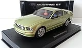 Escala: 1/32 AUTOart 13051 - Ford Mustang 2005 GT Legend Lime [Toy] (japan import)